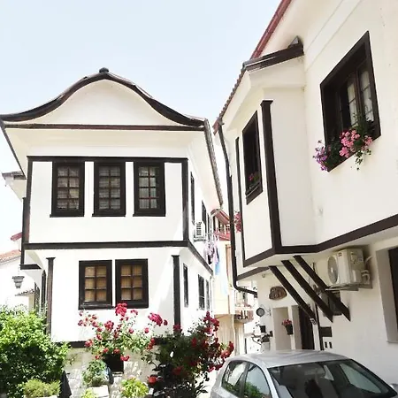 Eke Irin Apartments Охрид Екстериор снимка